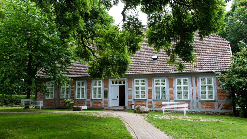 Das Heinrich-Schliemann-Museum von außen.