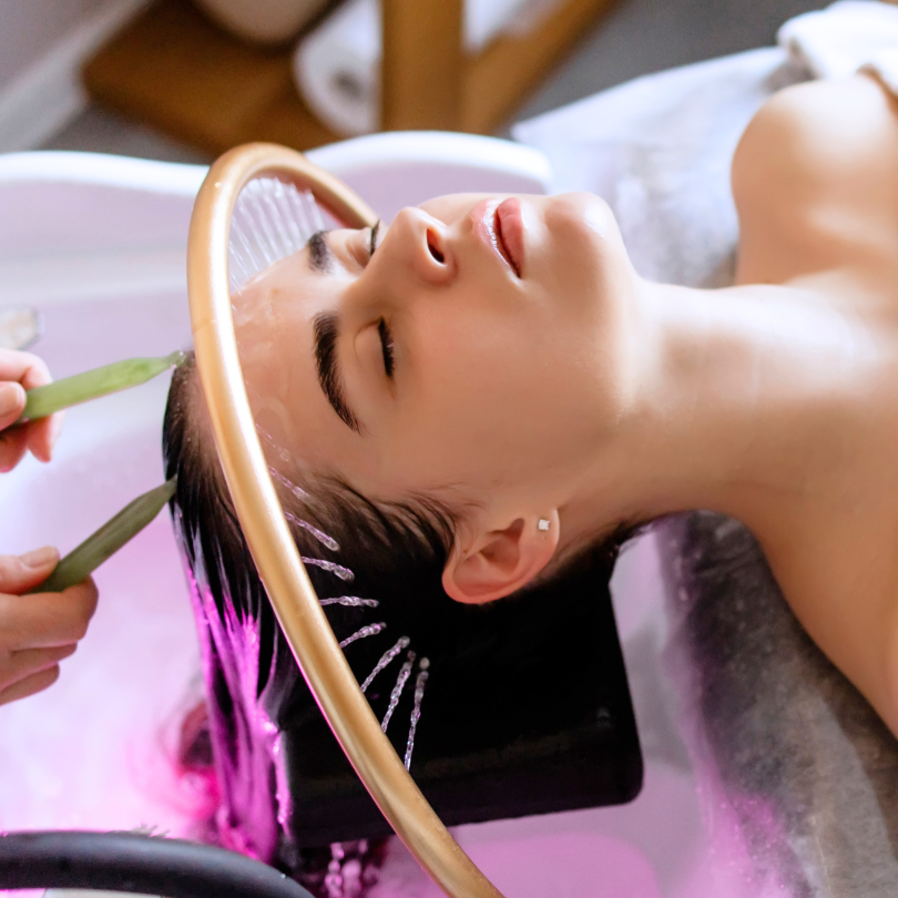 Head Spa Wasser Halo und Kopfmassage